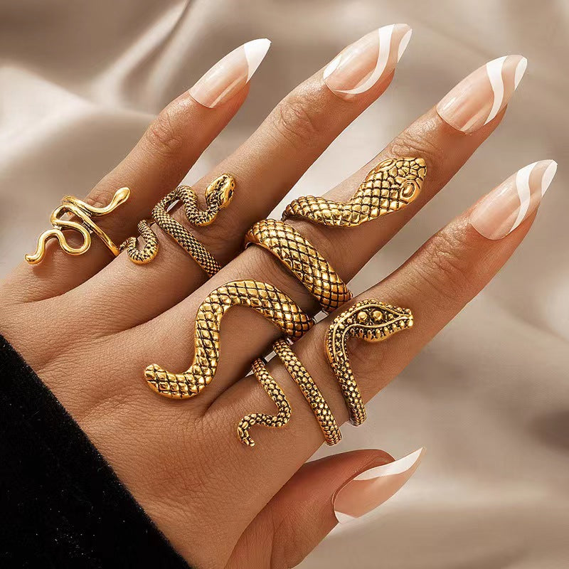 Punk Snake Shaped Ring Set for Women.