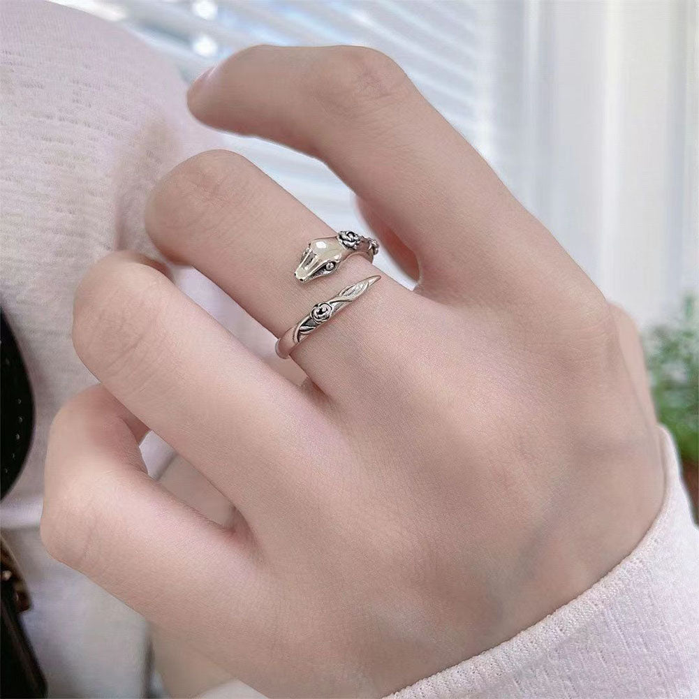 Lovely Snake Shape Open Adjustable Finger Ring for Women Simple Ring Fine Jewelry Girl Gift