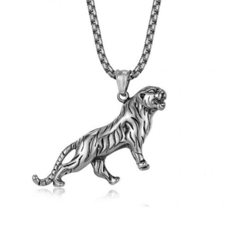 Exquisite charm trendy domineering war horse tiger animal pendant necklace men's hip-hop rock party jewelry gift