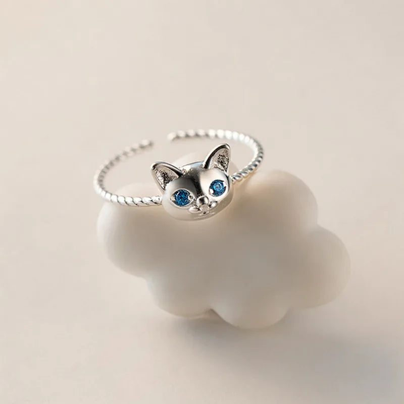 Vintage Cute Black Cat White Cat Love Couple Rings.