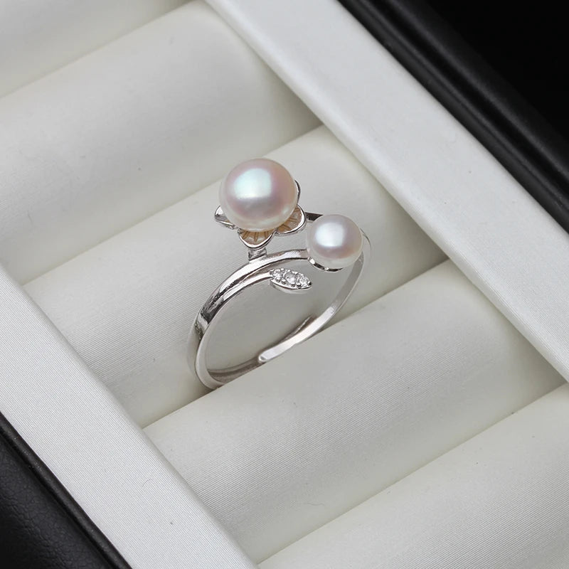 Black White Natural Freshwater Pearl Rings.