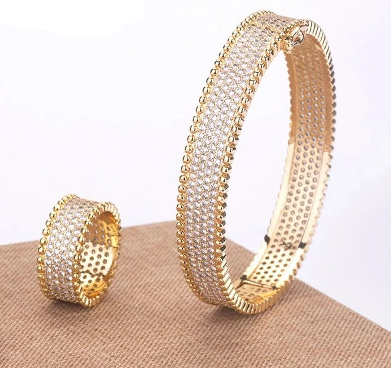 jewelry Fashion  bracelet copper micro-inlaid AAA zircon.