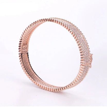 jewelry Fashion  bracelet copper micro-inlaid.