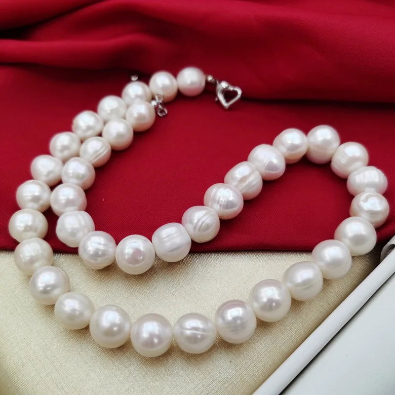 Natural big pearl necklace silver crafted.