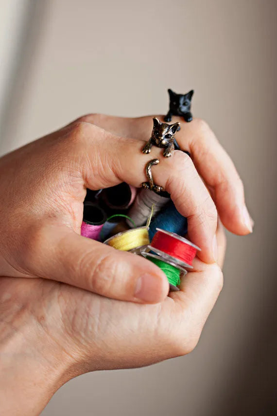 Vintage Cat Ring with Tail –  Style Animal.