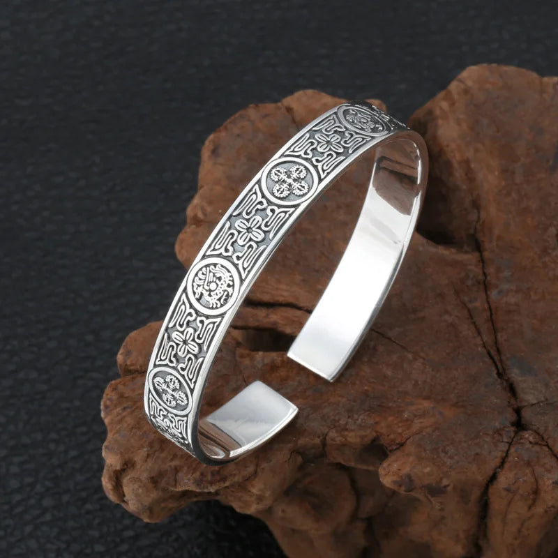 Wholesale S925 Sterling Silver Wrist Jewelry.