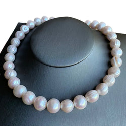 Natural big pearl necklace silver crafted.