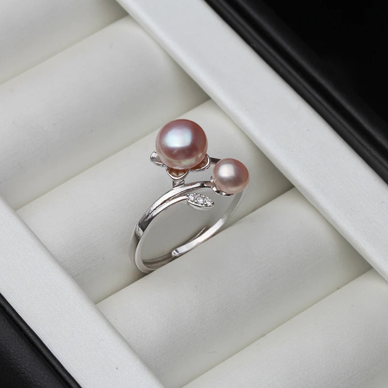 Black White Natural Freshwater Pearl Rings.