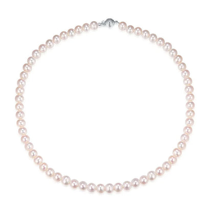 Elegant white pearl necklace, natural freshwater.