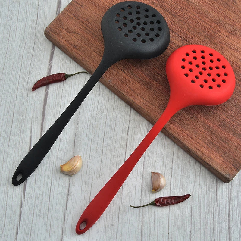 Long Handle Silicone Colander - Non-Stick.