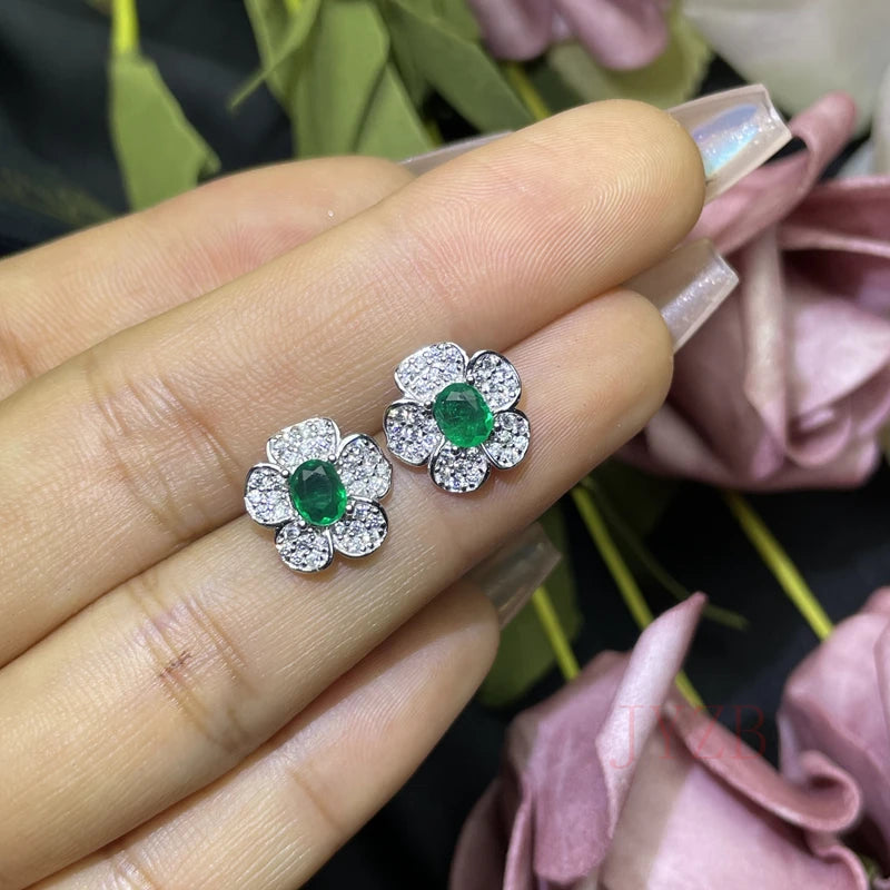 925 Silver Emerald Stud Earrings: Timeless Elegance.