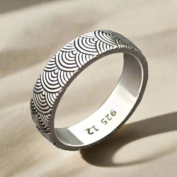 Silver Jewelry Beautiful Turning Wave Ring.