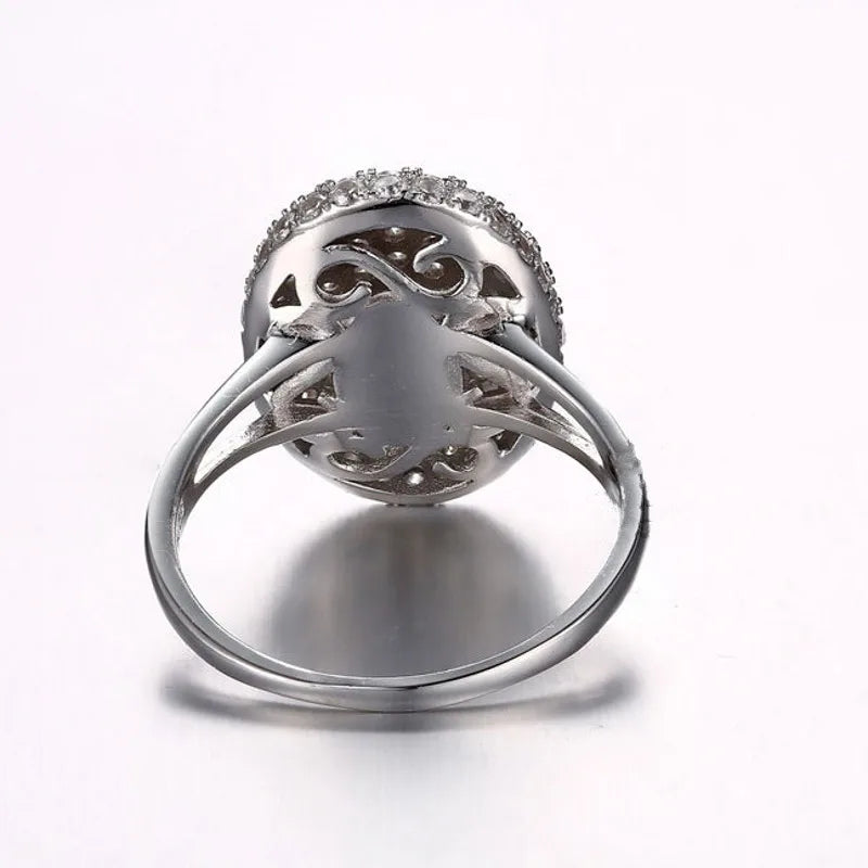 Silver Women's Rring Trend.