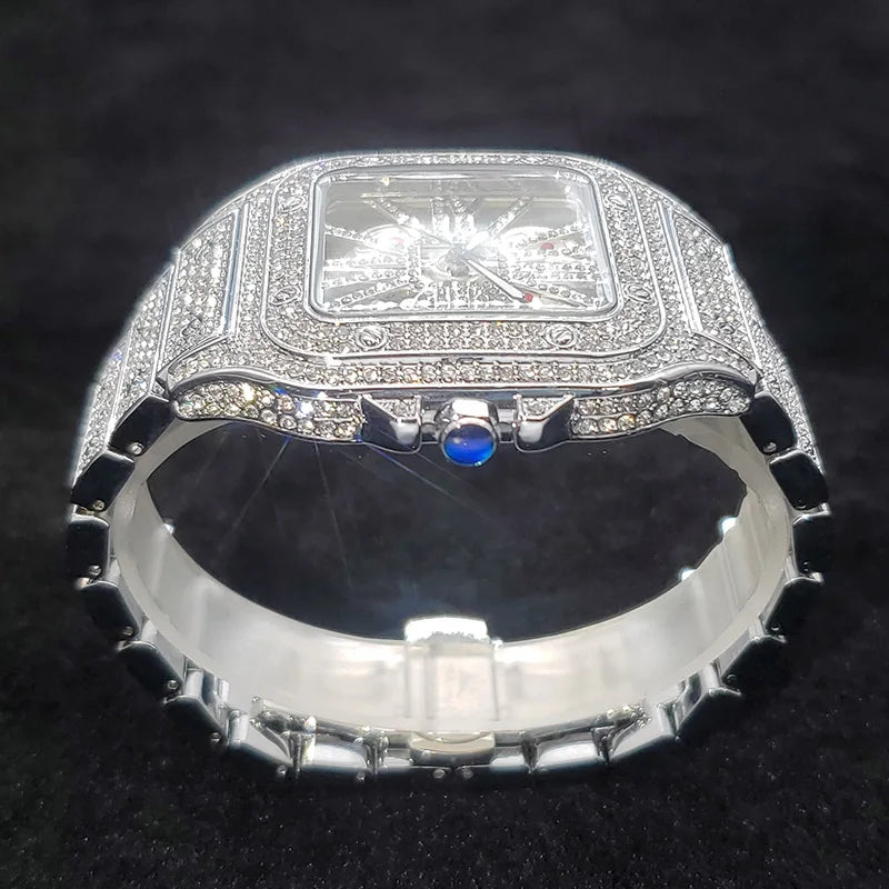 Men Luxury Shiny Diamond Quartz Wristwatch.