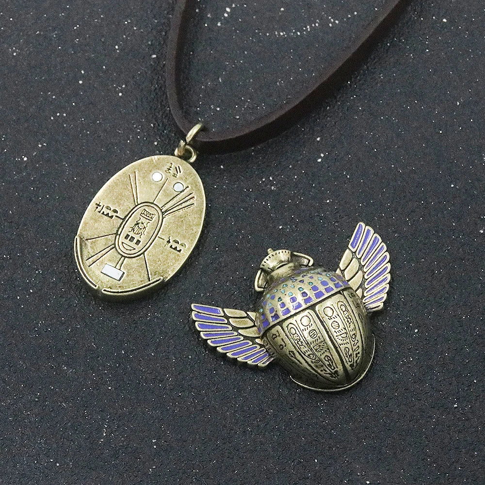 Moon Knight The Scarab Necklace Marc Spector Compass Moving Wings Ancient Egypt Amulet Necklaces Fans Cosplay Jewelry