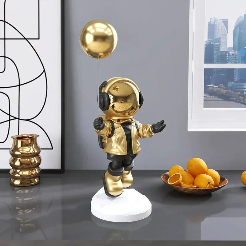 Plating Golden Large Astronaut Design Home decor Floor Ornament Luxury Sculpture Modern Fashion Craft Sculpture Resin Room Decor