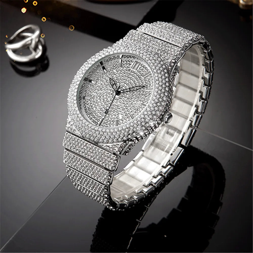 Watches For Male Fashion Diamond Golden.