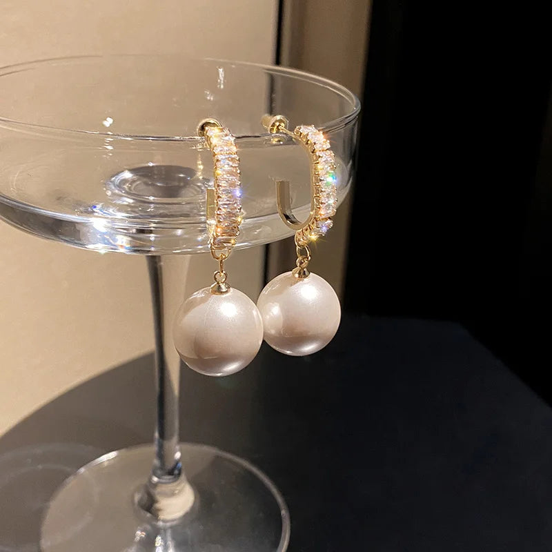 2022 Korean White Pearl Drop Earrings.