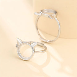 Cat Style Ring Setting for Round Cabochons.