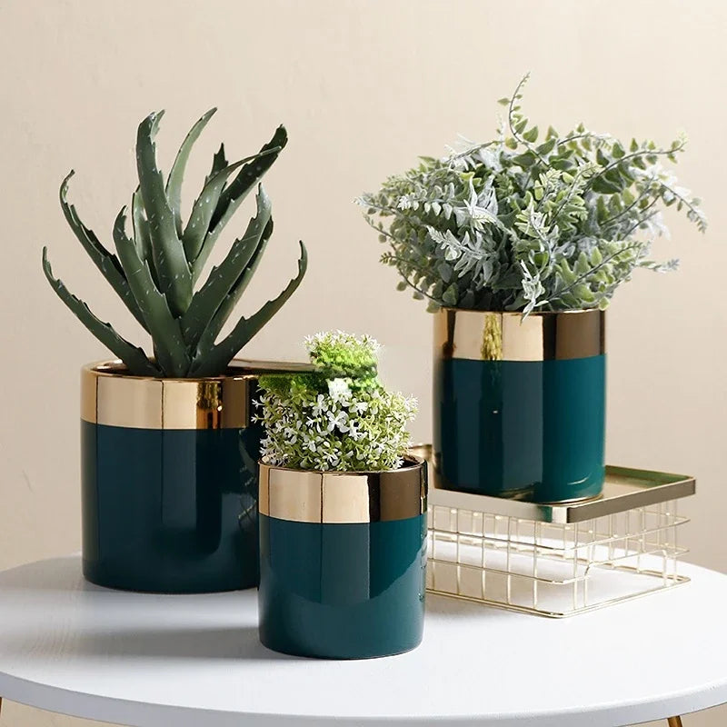 Light Luxury Phnom Dark Green Ceramic Flower Pot.