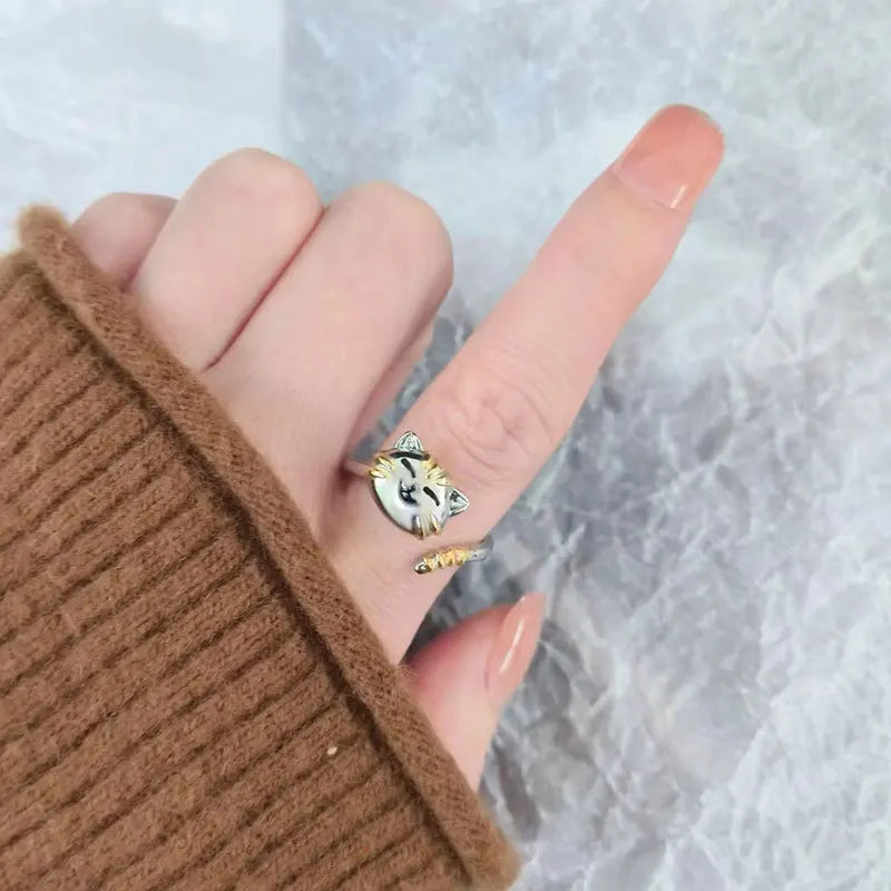 Cute Cartoon Kitty Woman Anxiety Relaxing Ring.