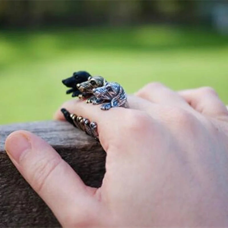 Retro 3D Beagle & German Shepherd Dog Ring.