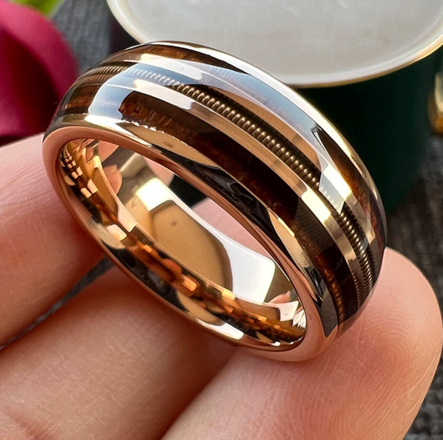 ARTHER TUNGSTEN METAL RING.