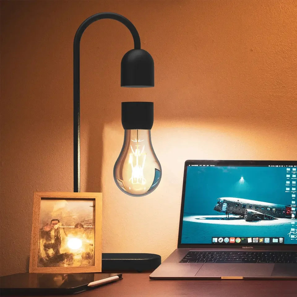 Desk magnetic lamp 