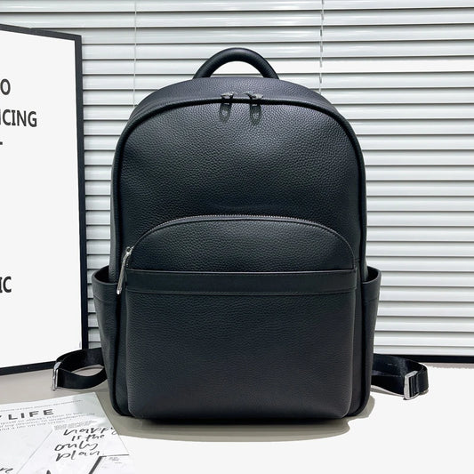 2023 New Brand Genuine Leather Men Backpacks.