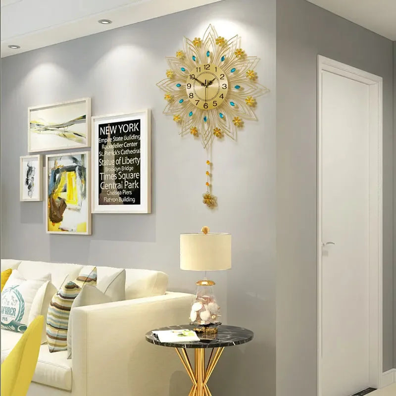 Light Luxury Flower Shaped Wall Clock Decoration